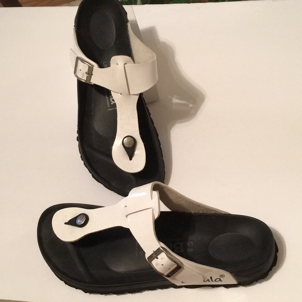 Betula by Birkenstock thong sandals w/patent strap